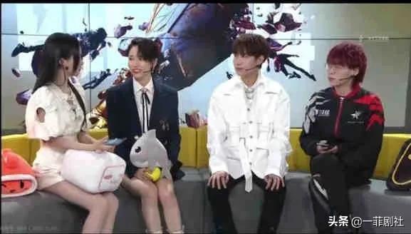 娱乐圈小娱吃瓜前线,揭秘明星幕后故事,独家爆料等你来探!  第2张 娱乐圈小娱吃瓜前线,揭秘明星幕后故事,独家爆料等你来探!  第2张