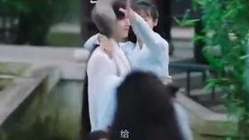 导演爆料成毅视频,成毅幕后花絮视频曝光,精彩瞬间引粉丝热议  第2张 导演爆料成毅视频,成毅幕后花絮视频曝光,精彩瞬间引粉丝热议  第2张