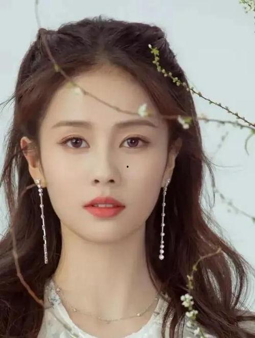 白鹿新剧爆料视频大全,精彩剧情抢先看,揭秘角色命运转折 第3张 白鹿新剧爆料视频大全,精彩剧情抢先看,揭秘角色命运转折 第3张