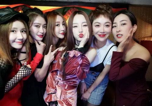 娱乐姐妹吃瓜图片,揭秘吃瓜背后的欢乐瞬间 第3张 娱乐姐妹吃瓜图片,揭秘吃瓜背后的欢乐瞬间 第3张